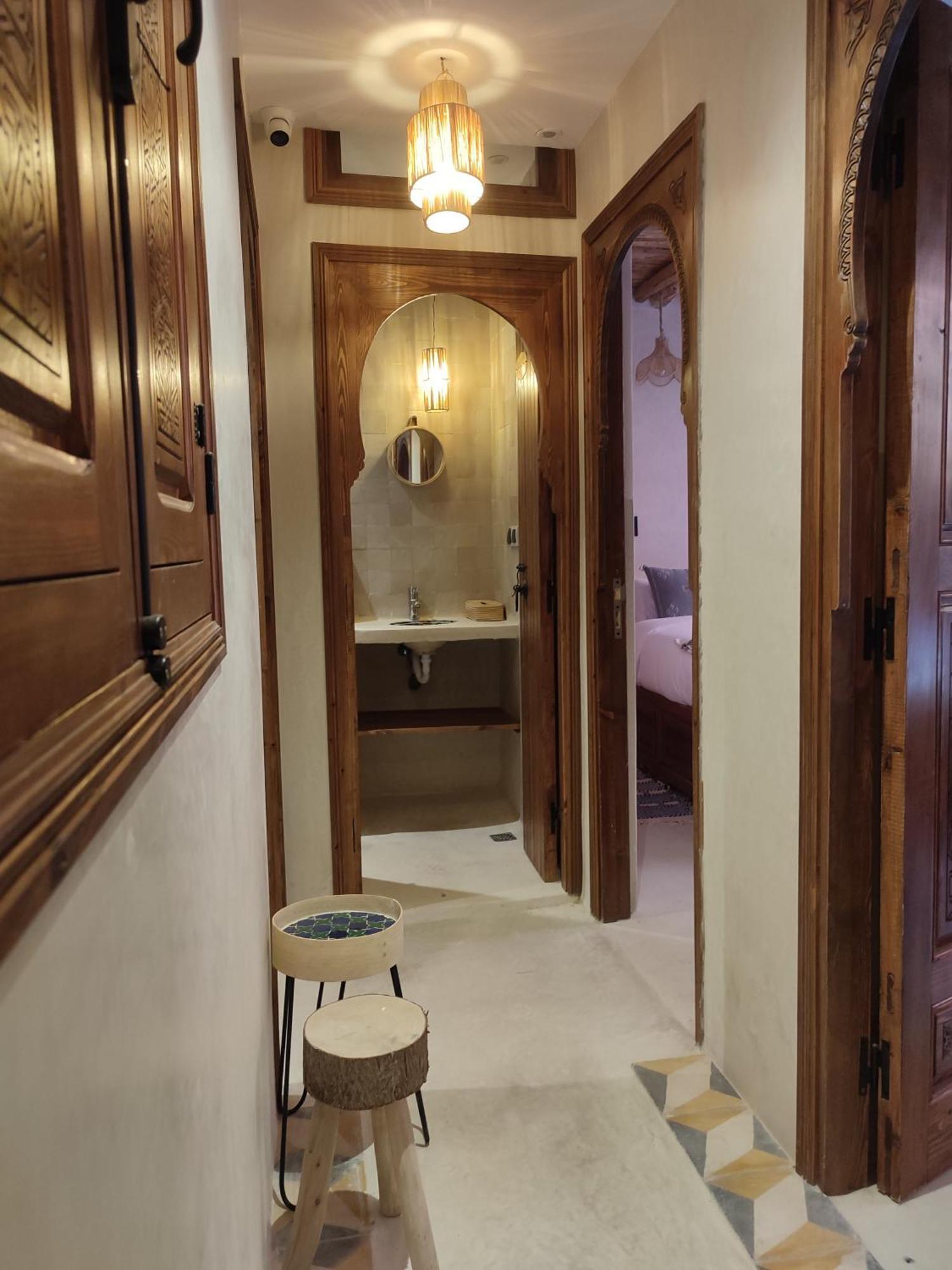 Private Room In Apartment Tov تغازوت المظهر الخارجي الصورة