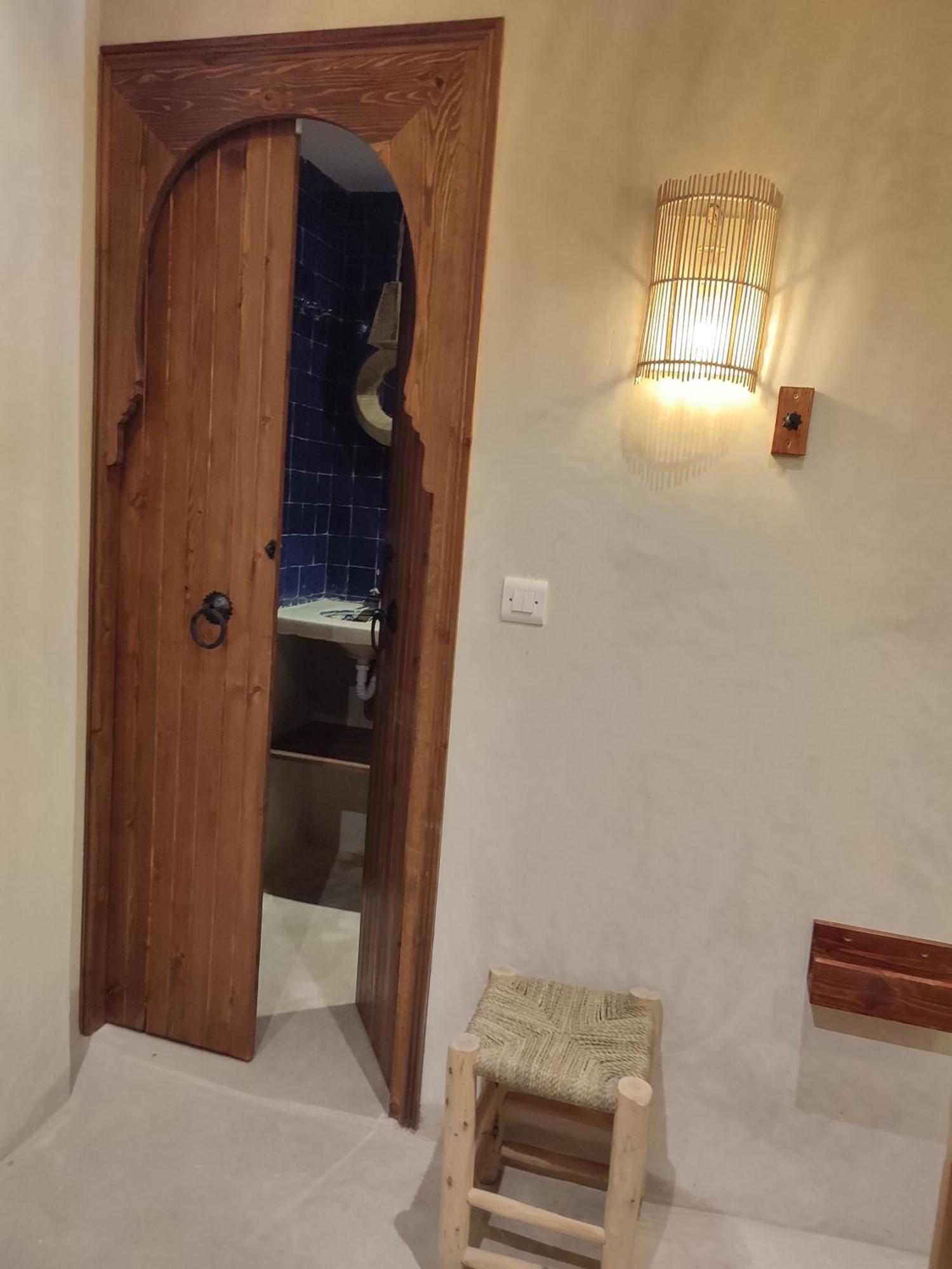 Private Room In Apartment Tov تغازوت المظهر الخارجي الصورة